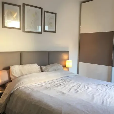 En Rez-de-chaussee Les Jardins De Diane Fontainebleau